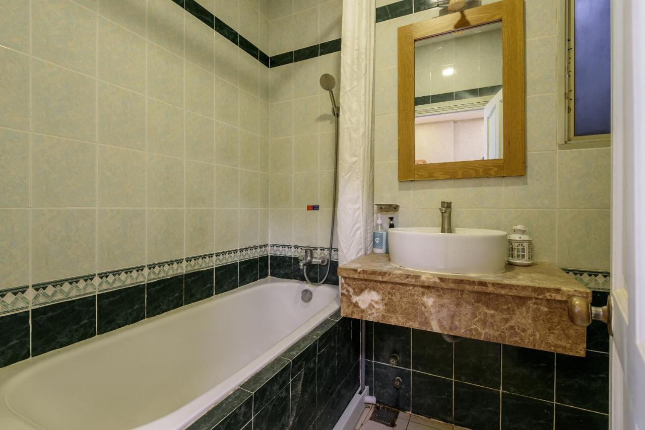 Apartment Cozrum Smart - Lucky Ho Chi Minh City